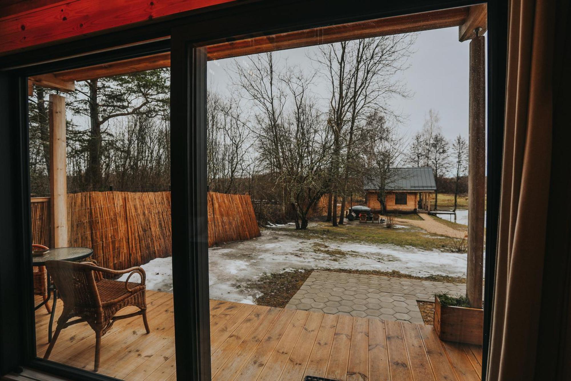 Appartamento Labiesi Jūrkalne Esterno foto