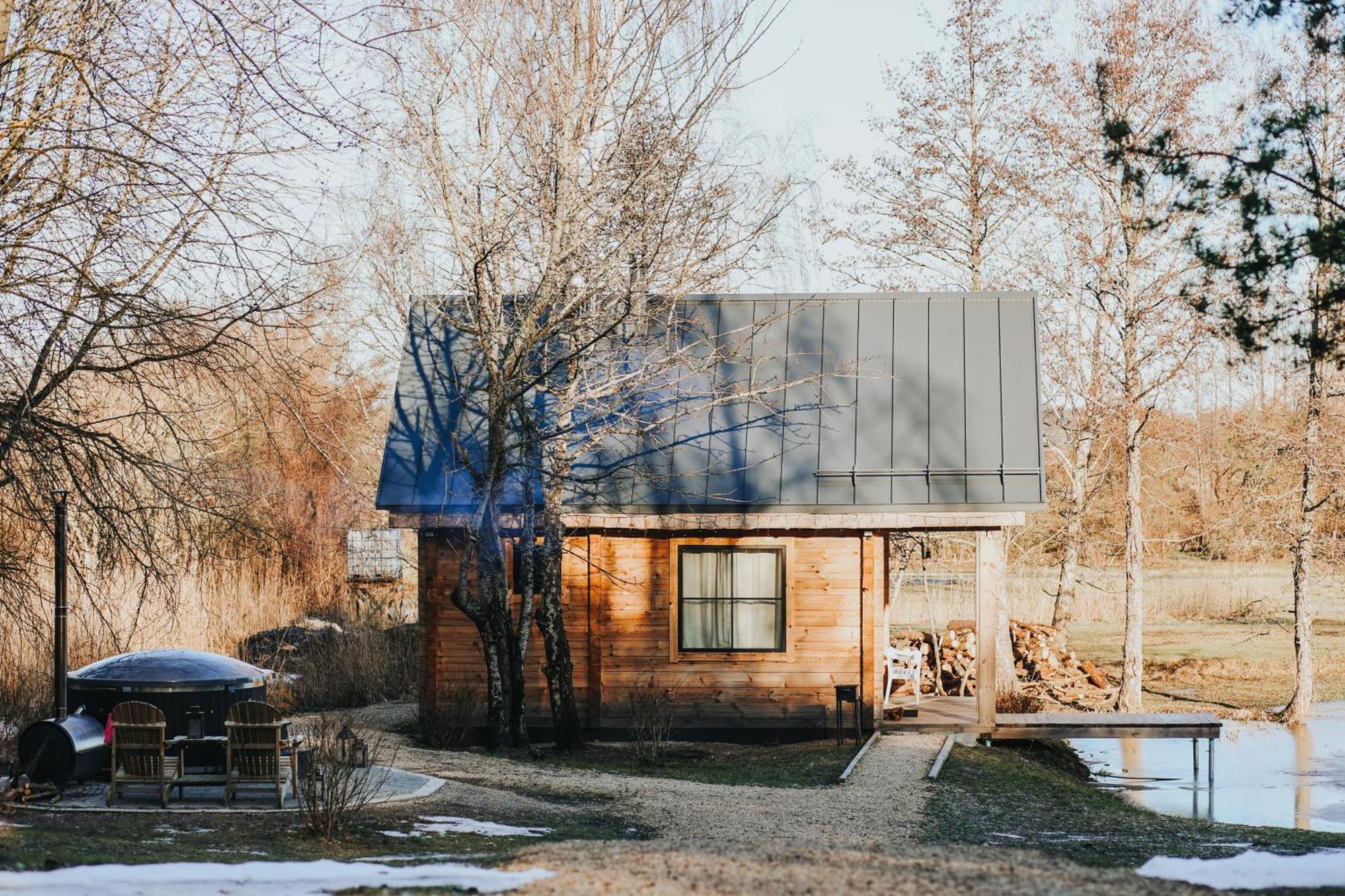 Appartamento Labiesi Jūrkalne Esterno foto